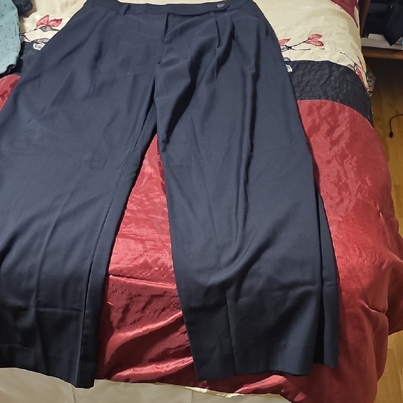 Wildfang complete outfit: Wide leg pants, vest, cotton shirt - Picture 4 of 5